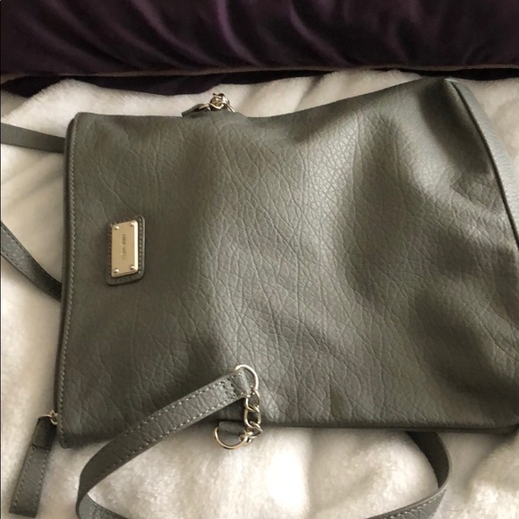 EUC Nine West Crossbody - Picture 7 of 7